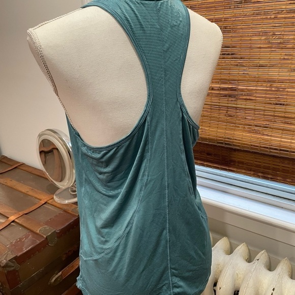 NIKE TANK TOP - Picture 3 of 5